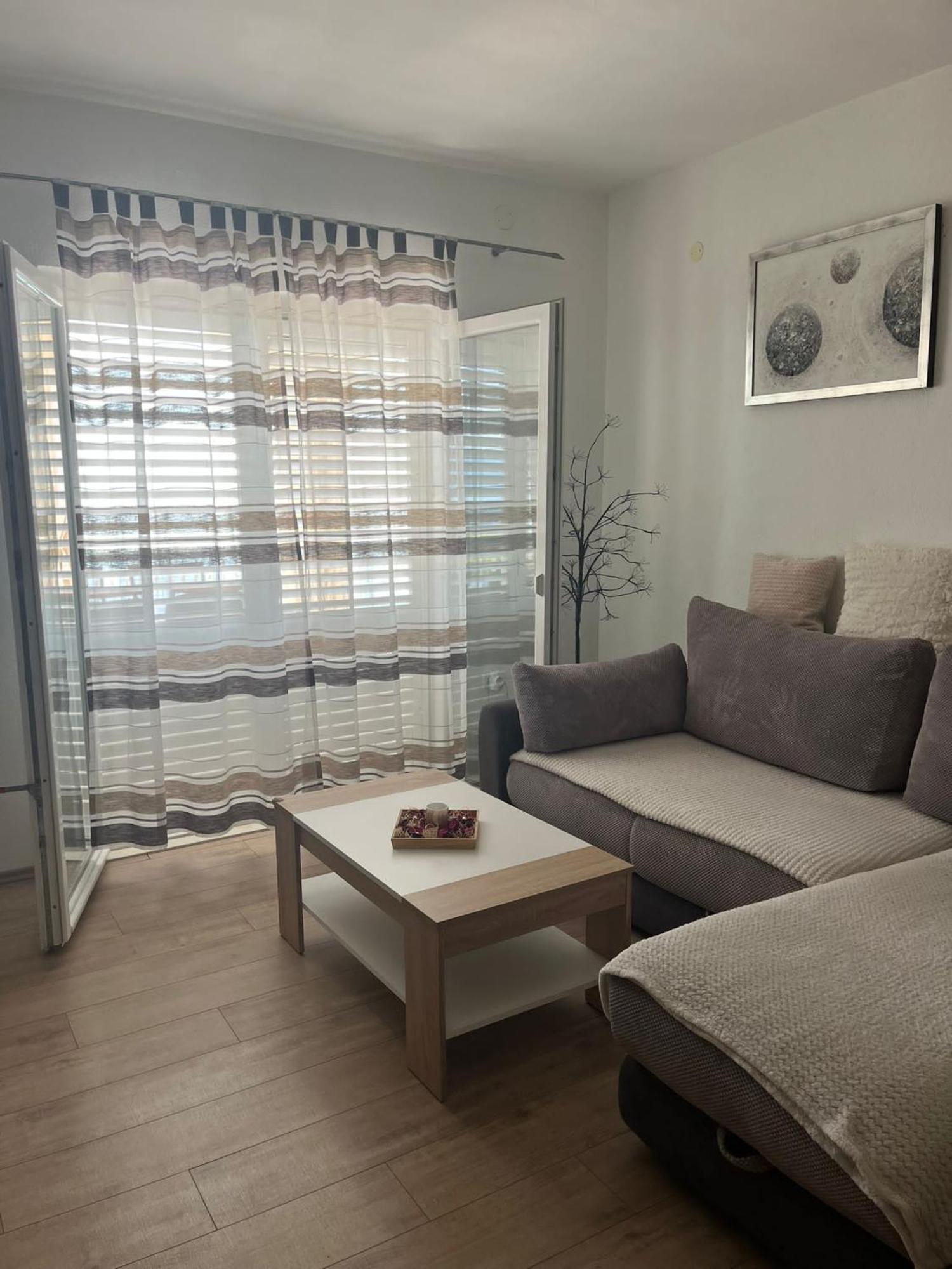 Apartment Davor Gradac  Exteriör bild